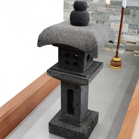 Lanterne japonaise en pierre de lave noir H80 cm (LJ-N15)