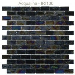 Mosaïque 30x30 en verre irisé noir pétrole (IRI100)